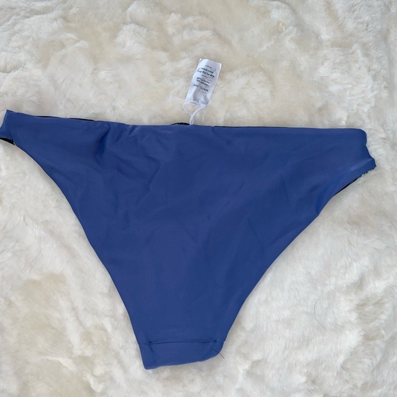 New Designer Marine Layer Reversible Bikini Bottom - Picture 4 of 6